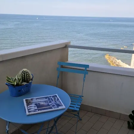 Lamar Suites Seafront Apartments Misano Adriatico Exterior photo