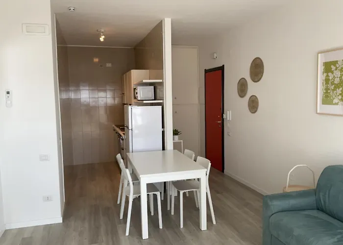 Lamar Suites Seafront Apartments
