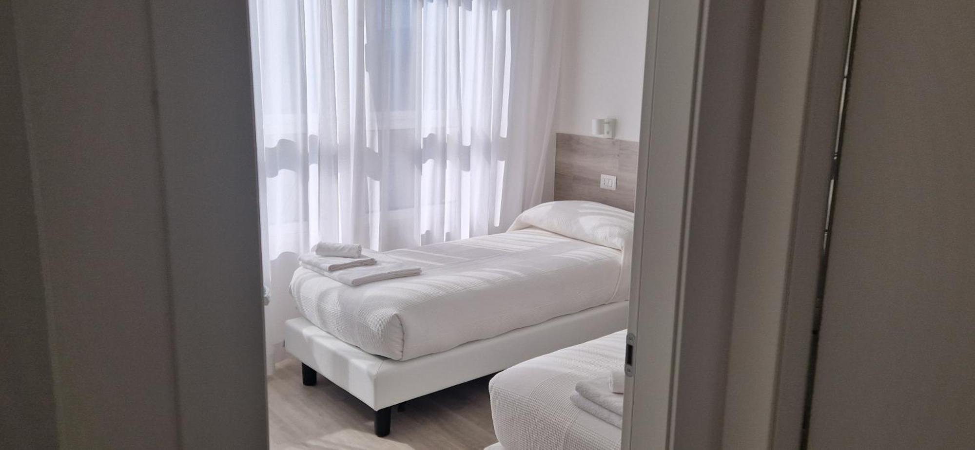Lamar Seafront Apartment